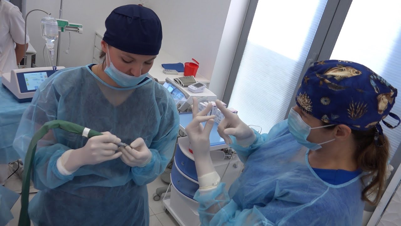 Practiculum Implantologii  Sezon IX B  sesja 3 pierwszy implant