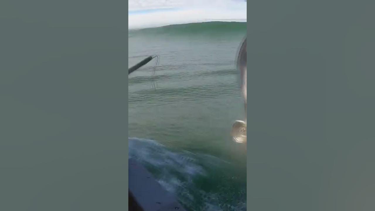 😱😱A Massive Rogue Wave Tried to End our Crab Season! #shorts #tsunami #bigwaves #fishtough