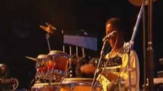 Video thumbnail of "Stevie Wonder @ Glastonbury 2010 - 5. Higher Ground & Don't You Worry About a Thing"
