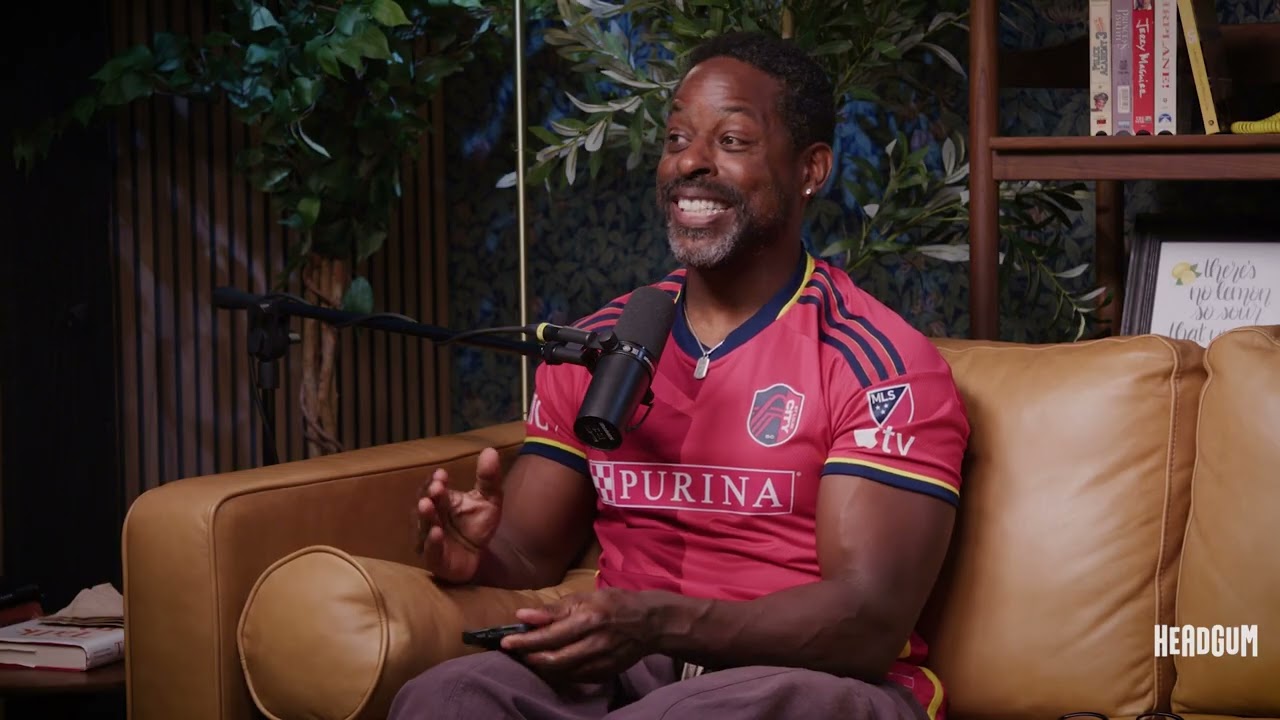 Sterling K. Brown & Chris Sullivan Get Real About Racism Behind the Scenes | That Was Us
