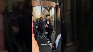 Chen Zheyuan got pushed by Fans #hiddenlove #shorts #shortsfeed #shortsviral #kpop