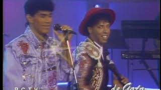 BONNY CEPEDA - Una Fotografia - Entre La Espada Y La Pared (80's)