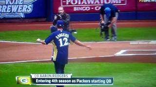 Aaron Rodgers throws out first pitch at Milwaukee Brewers game
