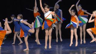 Kaleidoscope of Memories. Contemporary dance. Ages 11–12.