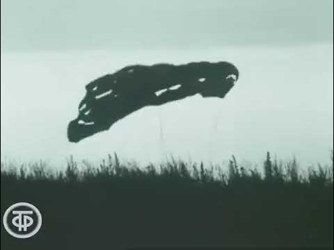 Там, за облаками. Там, за облаками. А там за облаками фото. Слова песни там за облаками. Песня а за облаками нету ничего.