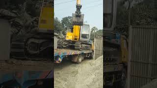 beku gari 255 excavator loaded in the car #excavator Lifting on the excavator vehicle
