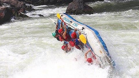 40 Sec Raft Beater on Zambezi Rapid #18 (Entry #31 Beaters For All 2021)