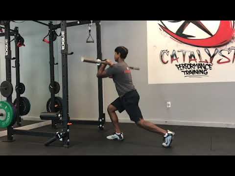 Barbell Front Rack Reverse Lunges - YouTube
