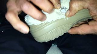 how to clean crocs with lining