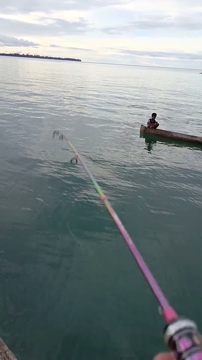 mancing di temani bocil yang naik perahu #mancing #mancingceria #fishing #belajarmancing