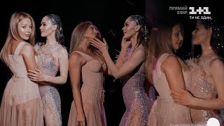 картинка: Тина Кароль и Юлия Санина - I kissed a girl /ХАРДКОЛЬ/