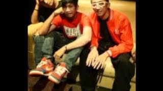Kungpow Chickens - Lagu Gay