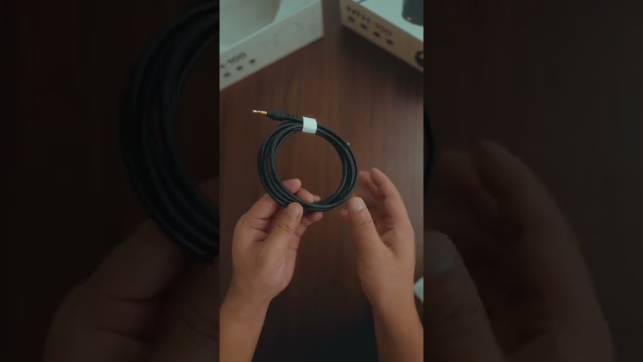 UNBOXING THE RODE NTH-100 PRO HEADPHONES 