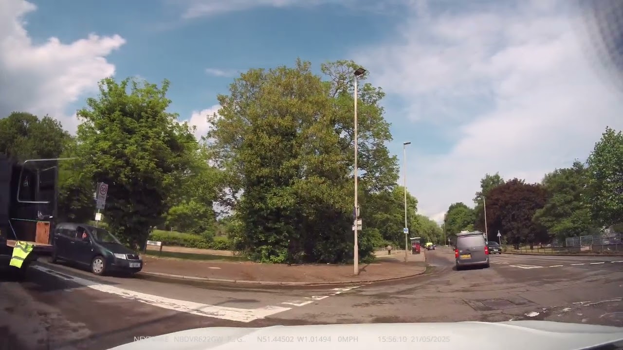 Roberts Brothers Construction RX60 BWB Driving Dangerously 26 May 2025