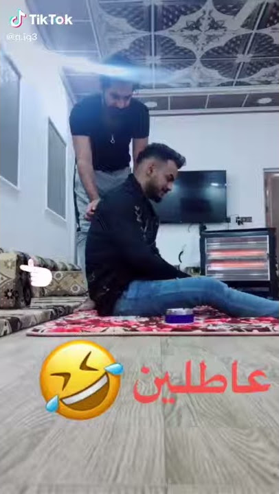 عاطلين عن العمل