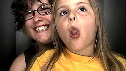 Rainforest Cafe Photo Booth Video