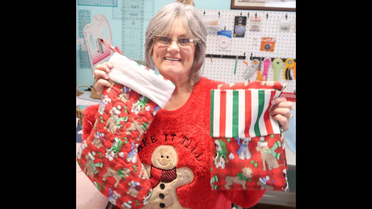 Let's make a Christmas Stocking & Pillowcase /Sewvlogmas Fridaysews