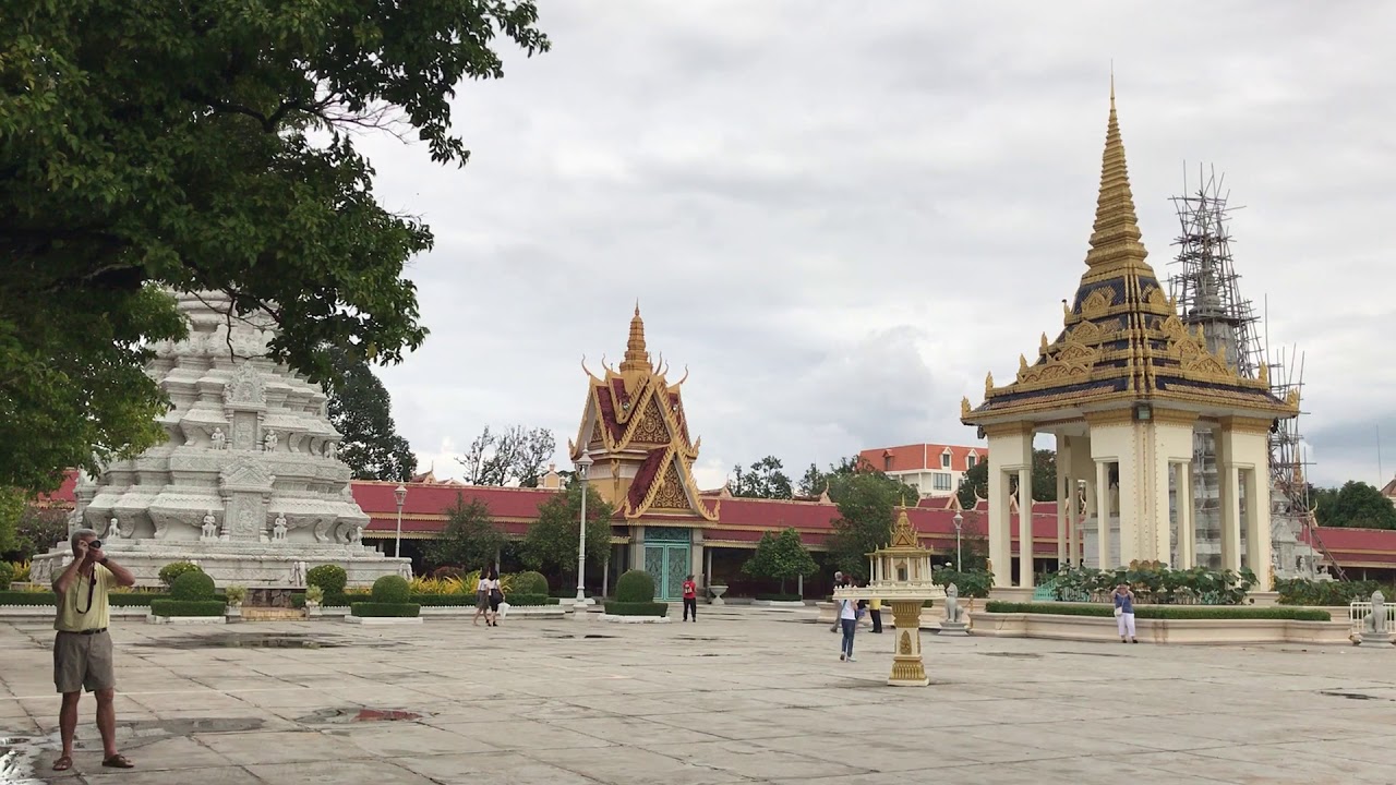 Chùa Vàng Bạc tại Campuchia ...