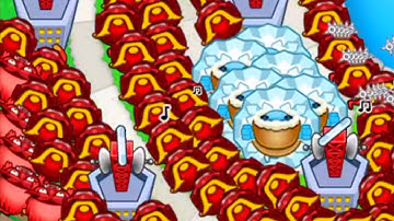 So we both used the BEST late game strategy and this happened... (Bloons TD Battles)