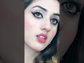 ياحلاوتها وحلاوة شفائفها 