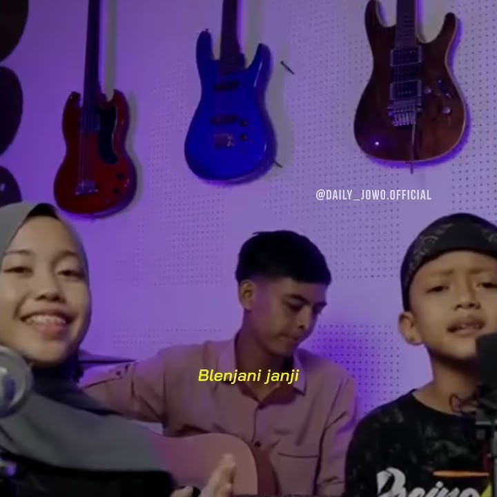 STORY WA COVER ANAK KECIL - MENUNGSO RA TOTO