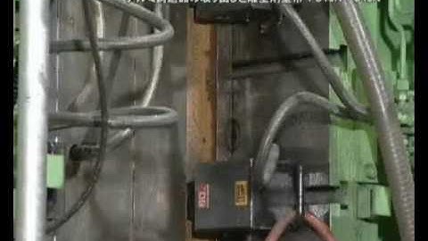 Taking out aluminium casts and applying parting agents - FS10N / FS45N