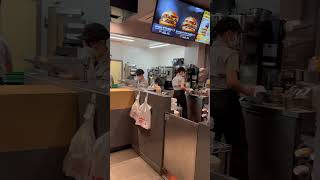 Inside A Typical Japanese Mcdonalds japan mcdonalds tokyo fastfood