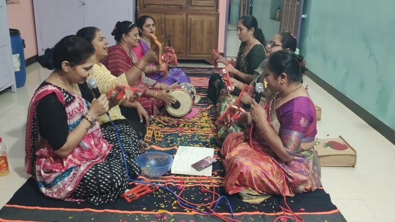 🙏 ટહુકા કરો જાય મોરલિયો ટહુકા કરતો જાય.. 🌹🌹લખેલુ છે )# satsang bhajan @geetapatel930