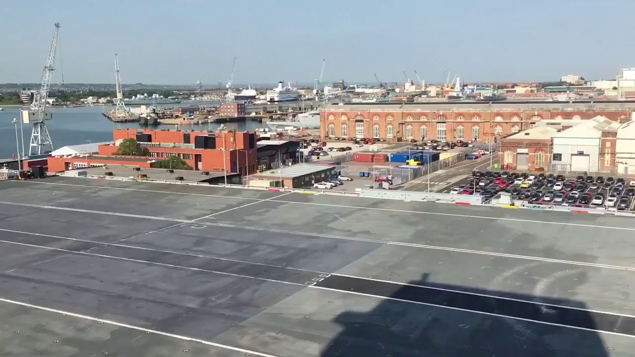 camera iphone 8 plus apk Carrier Queen Elizabeth, flight deck fixed, ready