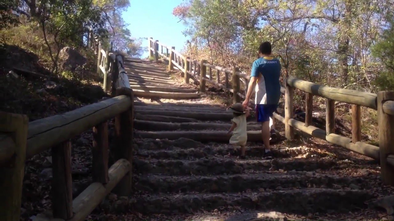 Tabby Vlogs: Nature Trailing at Chipinque Ecological Park | Baby Playful