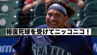 翔んだ手袋！報復死球に笑顔のネイラー！