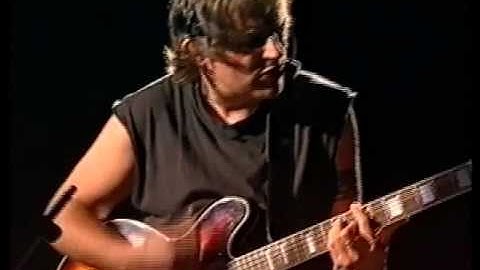 Chris Knox - Not Given Lightly - Interview and Performance, November 1997