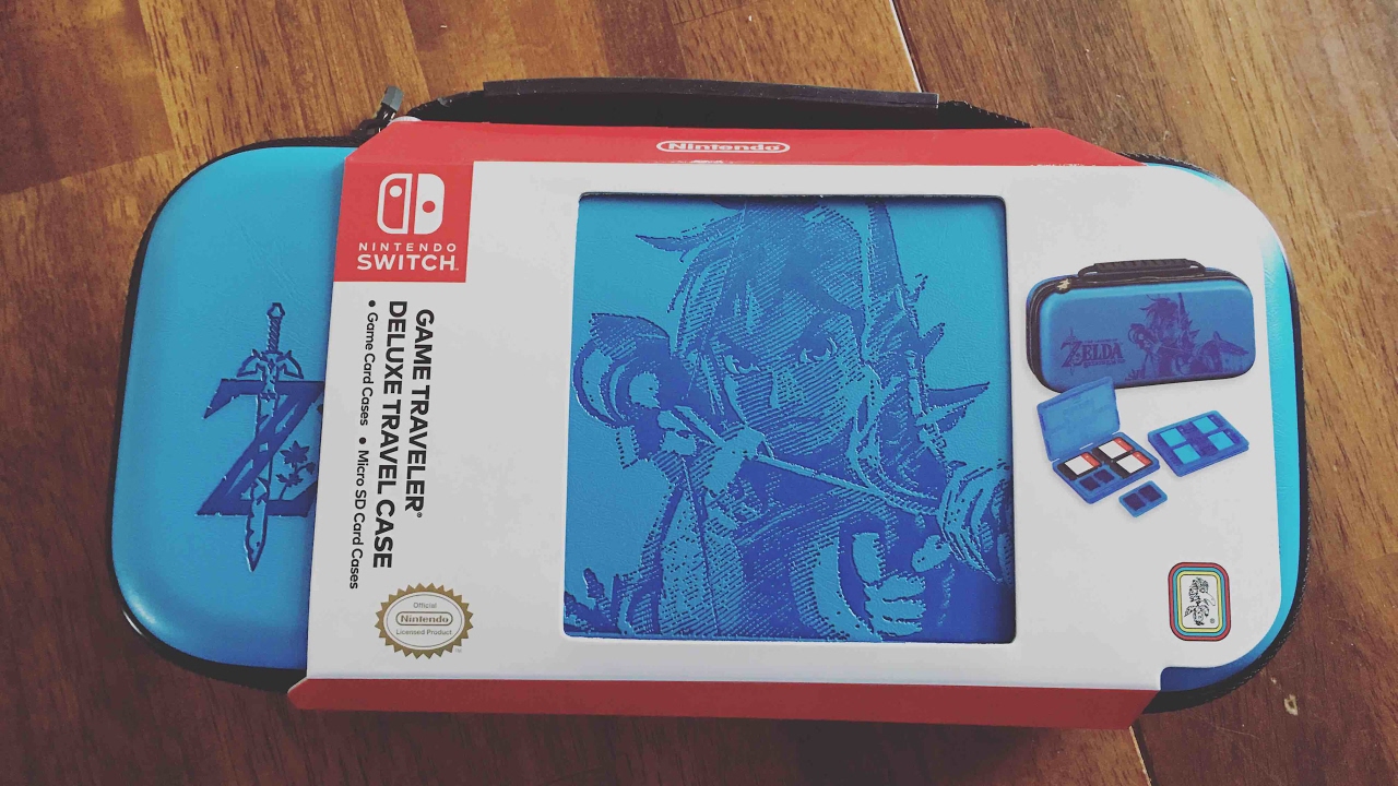 Nintendo switch Zelda breath of the wild GAME TRAVELER DELUXE TRAVEL CASE UNBOXING