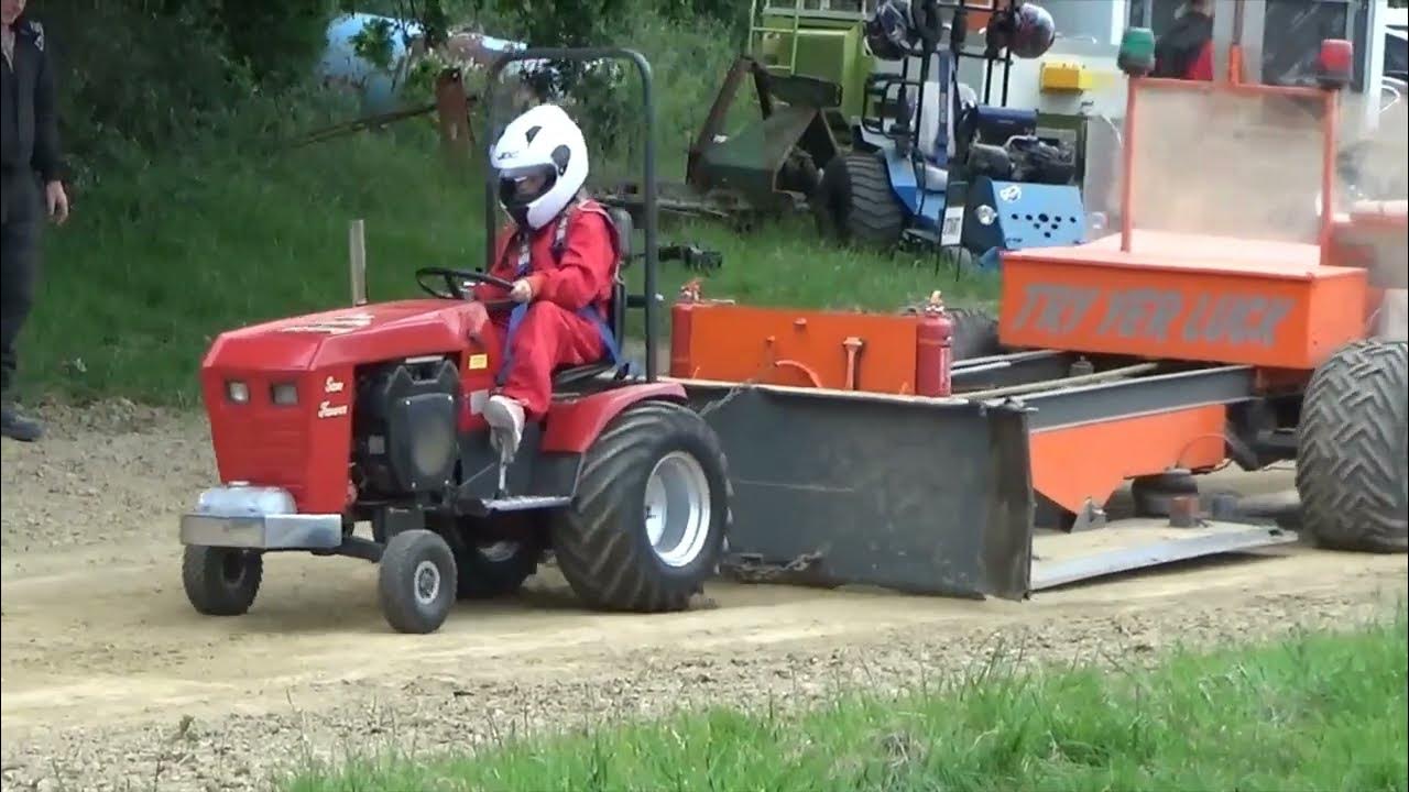 Laughton Cuckoo Spring Fayre 2022. Tractor Pulling. YouTube