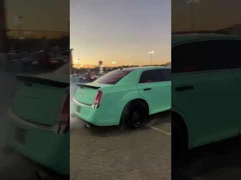 Hellcat swapped Chrysler 300 winning - YouTube