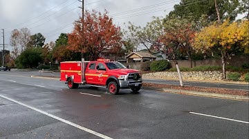 (Federal Signal EQ2B) LACoFD Squad 101 Responding