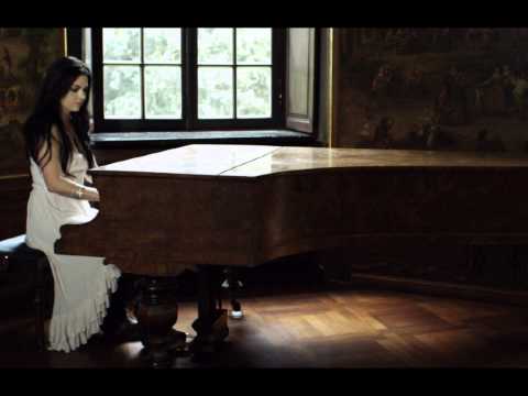 Amy Lee ft. Dave Eggar - Drifter
