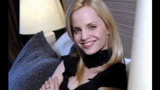 The sweet and sexy Mena Suvari
