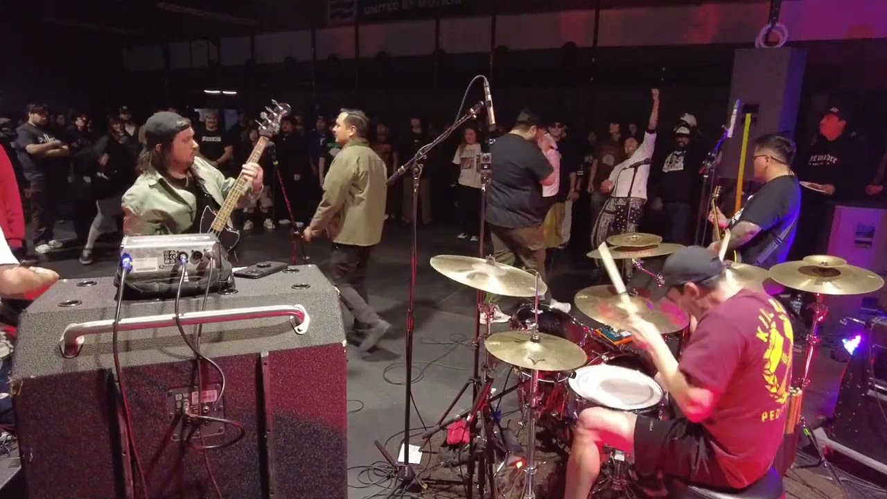 KIND @ THE ASYLUM 03/0726