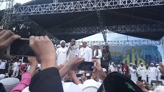 Download Reuni 212 - Al Habib Bahar Bin Ali Bin Smith. Monas - Sabtu, 2 Desember 2017. Video MP3 Reuni 212 - Al Habib Bahar Bin Ali Bin Smith. Monas - Sabtu, 2 Desember 2017.