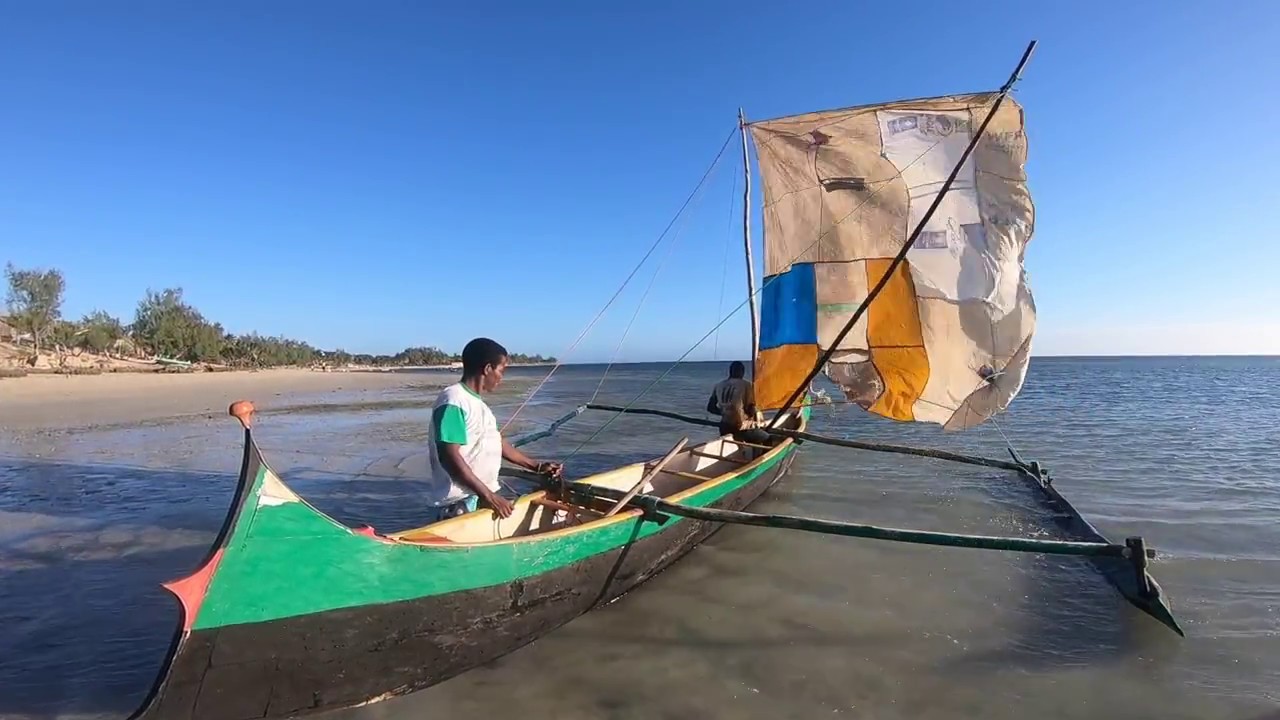 madagascar motorcycle tour