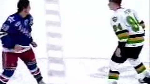 Richards Vs. Perry playoff fight