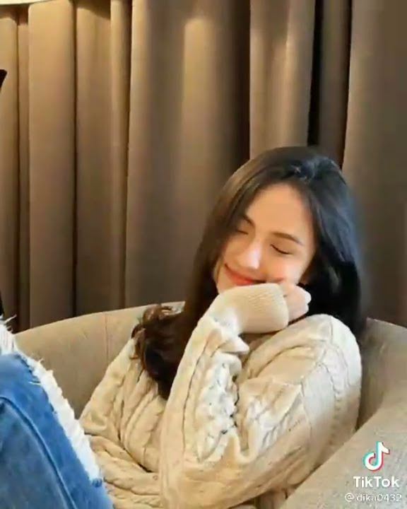 Tik tok cewek evos dan cewek btr
