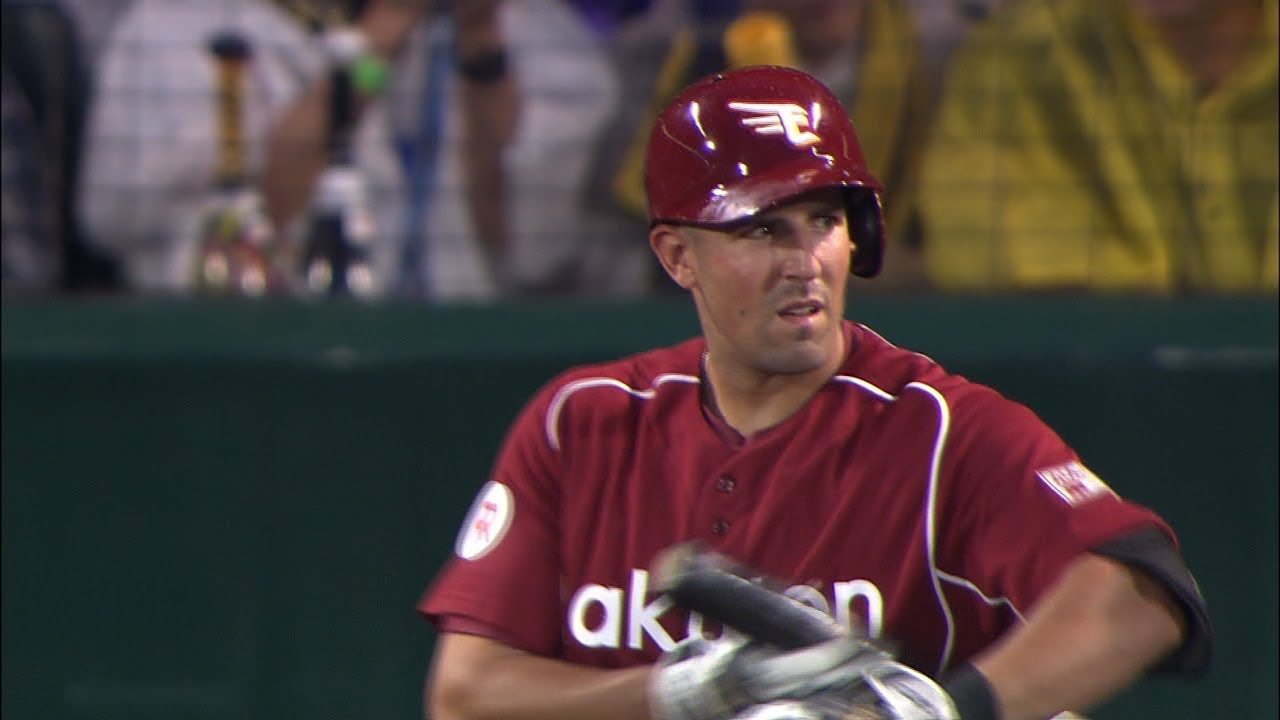 プロ野球パ 楽天の新外国人ザック ラッツ登場 早速ヒット放つ 14 06 21 T E Youtube