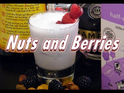 nuts-and-berries-drink-recipe---thefndc.com