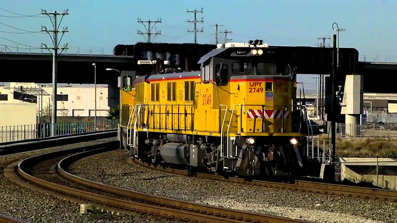 Amtrak & Union Pacific Trains on Thanksgiving - 2010
