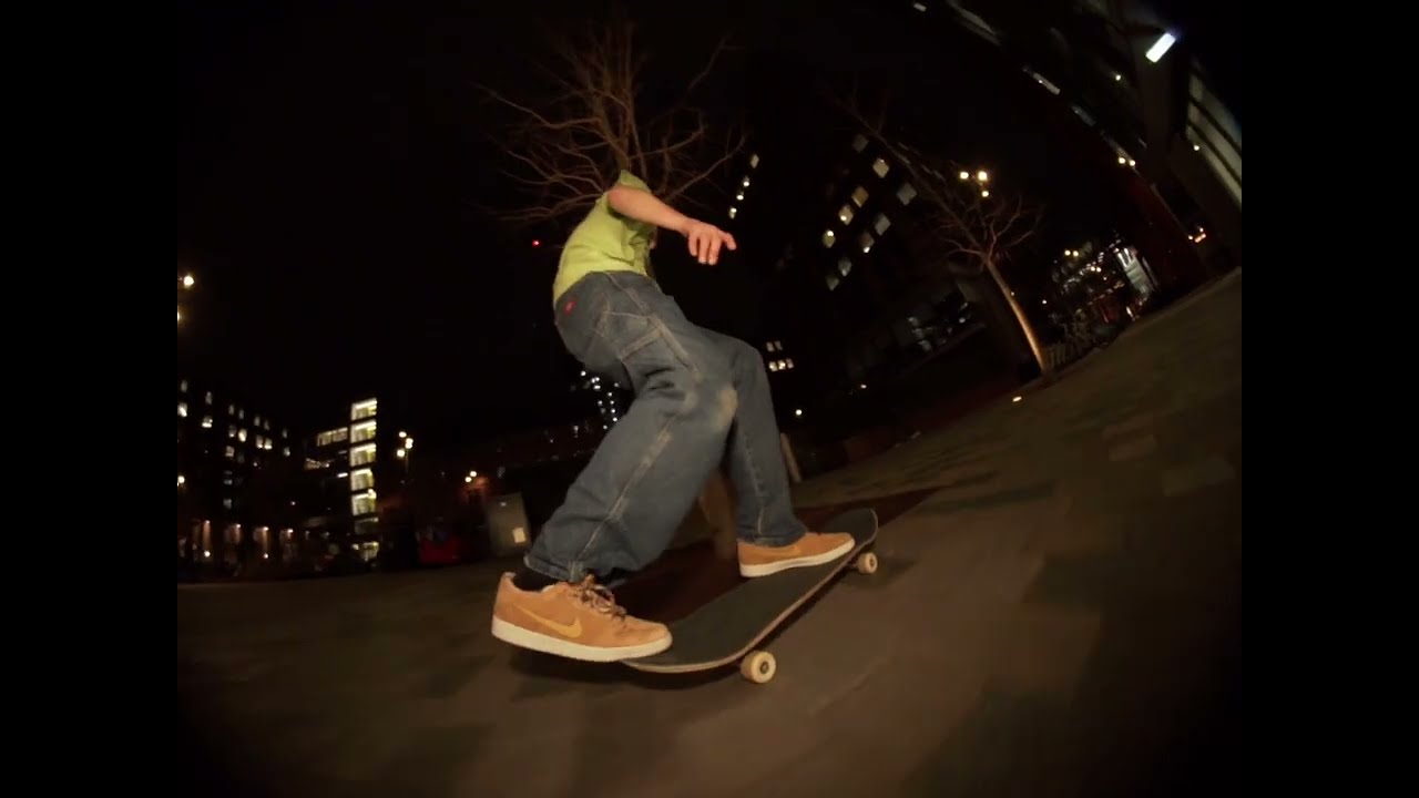 アート・デザイン・音楽 VICE Nike Skate Team Photo Special Nike SB x Parra 