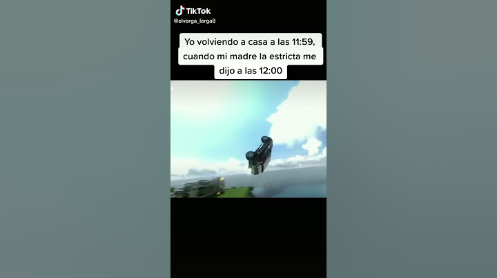 YO volviendo a casa a las 11:59 cuando mi madre la estricta me digo a las 12:00