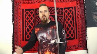 How did people carry large twohanded swords?