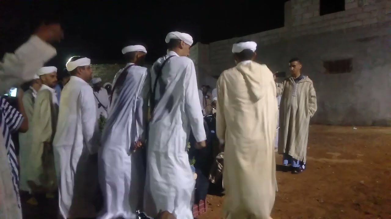 عرس تقليدي بنغمات عواد ايت بعمران ب إخبريشن